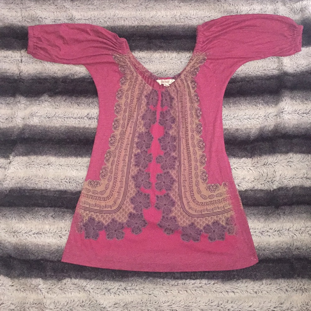 Maroon tunic with navy and tan designs